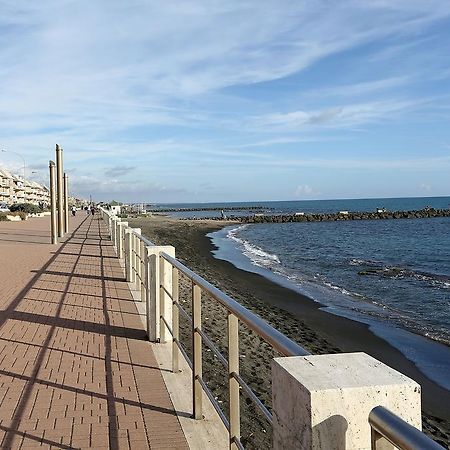 B&B Soggiorno Di Ostia Екстер'єр фото